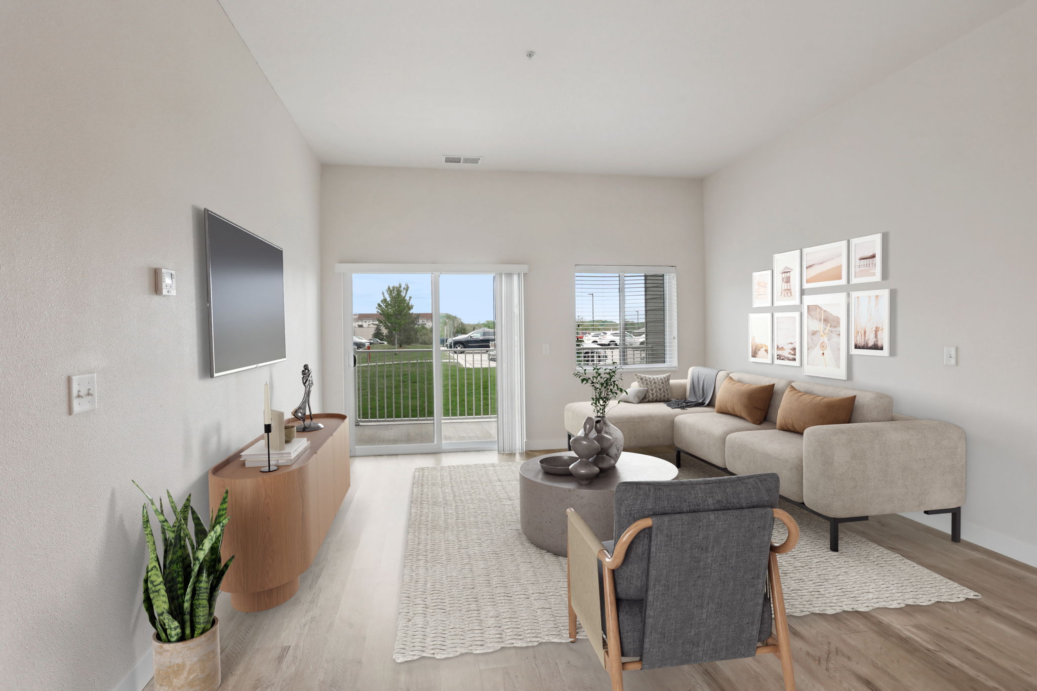 Lake Ridge Apartments